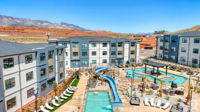 224 N Cliffside Dr #M-302, Hurricane, UT 84737 - Image #2