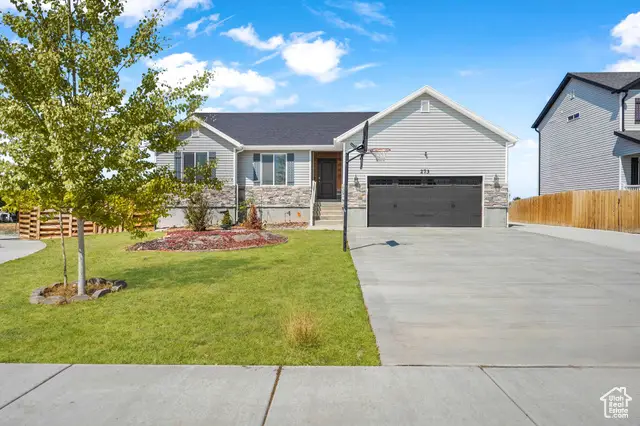 273 E Cherry St, Grantsville, UT 84029 - Image #1