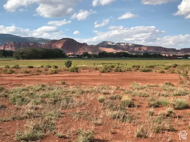 400 S River View Rd (300 E) E, Torrey, UT 84775 - Image #3