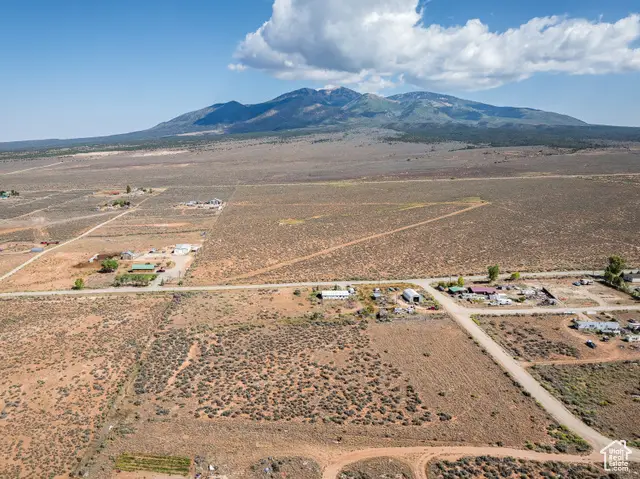 32 S Elk Mountain Ave, La Sal, UT 84530 - Image #1