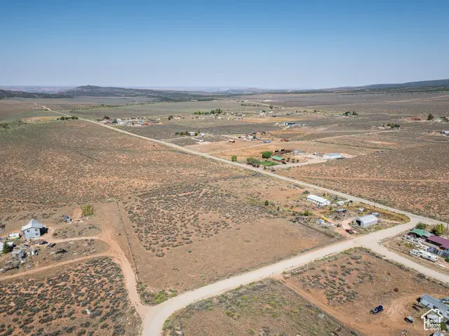 32 S Elk Mountain Ave, La Sal, UT 84530 - Image #3