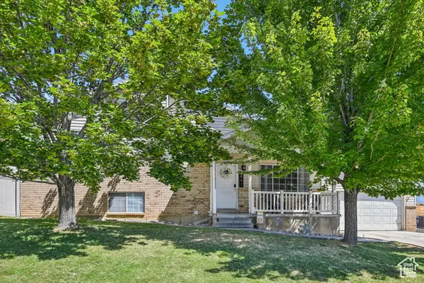 897 S Cherokee Dr, Pleasant Grove, UT 84062