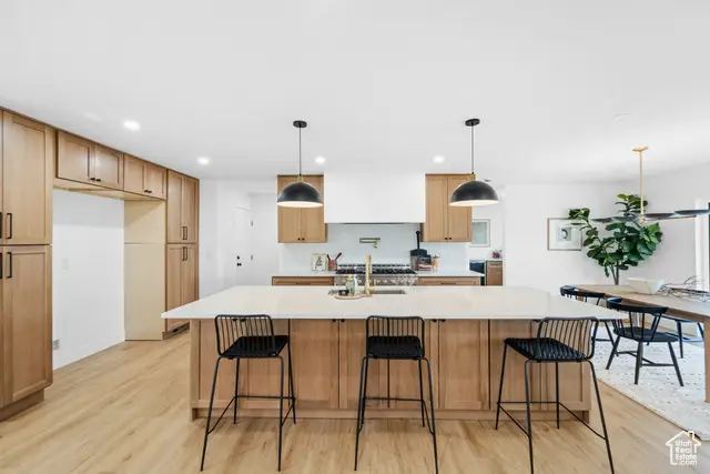 2523 E Oak Grove Dr, Sandy, UT 84092 - Image #1