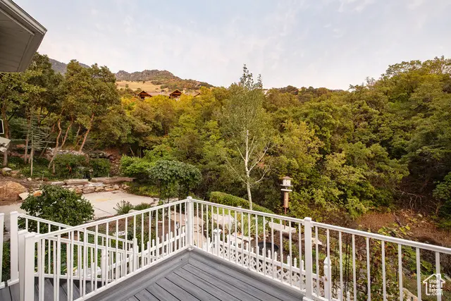 3582 Heughs Canyon Cir, Holladay, UT 84121 - Image #3