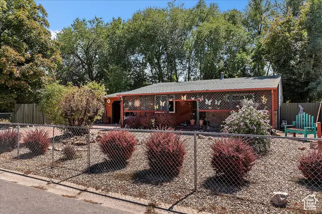 232 Barbara St, Layton, UT 84041 - Image #3