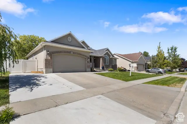 5489 N Hampton Way E, Stansbury Park, UT 84074 - Image #2