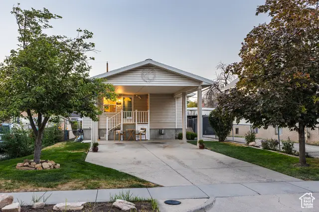841 E Ramona Ave, Salt Lake City, UT 84105 - Image #1