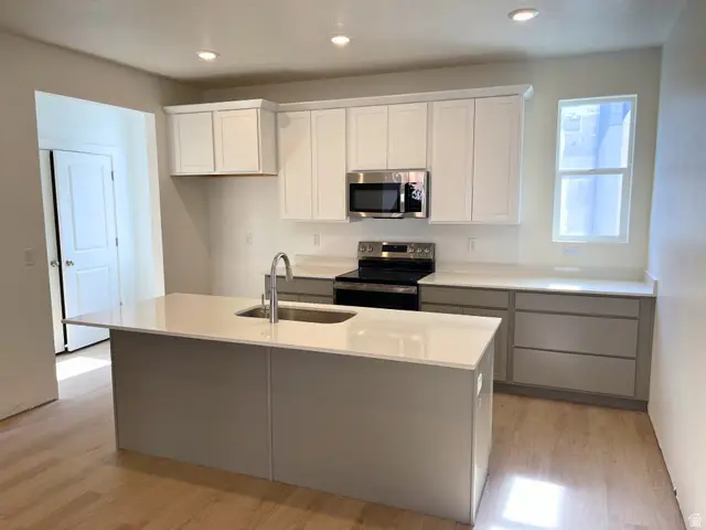 923 S Mathilda Dr #262, Saratoga Springs, UT 84045 - Image #3