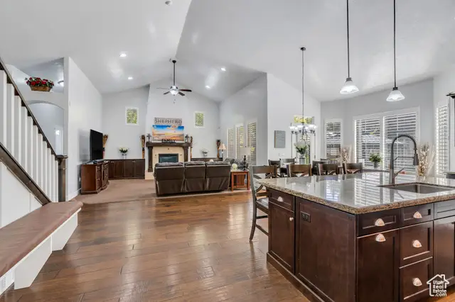 6923 W Long Ridge Dr, Herriman, UT 84096 - #3