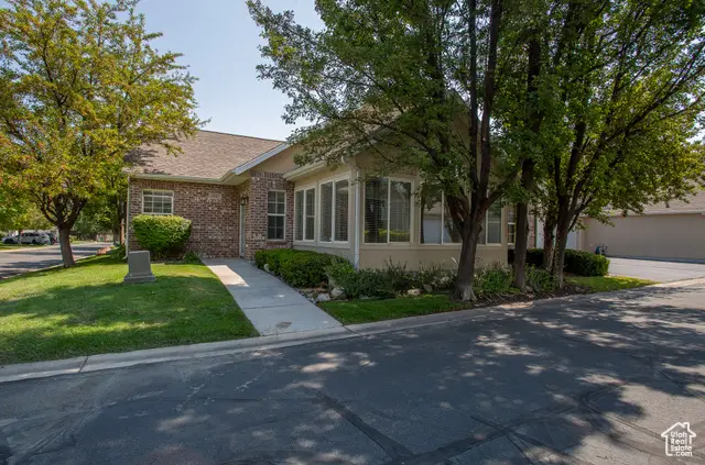 2097 W Jordan Villa Dr, West Jordan, UT 84088 - Image #3