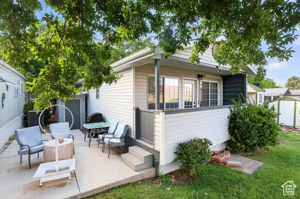 24 Cottonwood Ln, Hurricane, UT 84737