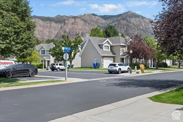 1043 E Fort Ln, Ogden, UT 84404 - Image #2
