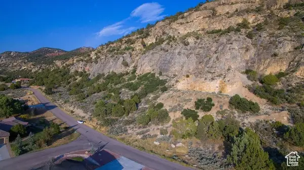 2145 S Chekshani #63, New Harmony, UT 84757