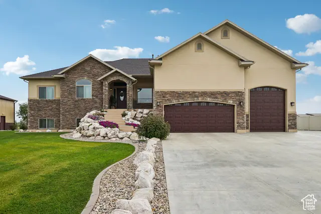 4909 W 5850 S, Hooper, UT 84315 - Image #1