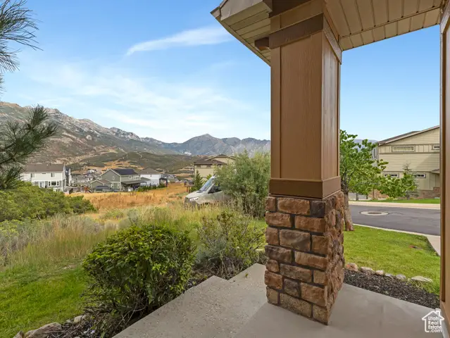 14764 S Deer Park Ln E, Draper, UT 84020 - Image #2