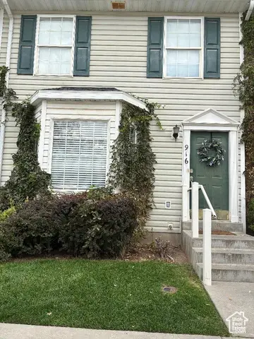 916 S Greenridge Ave, Payson, UT 84651