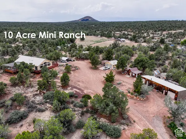 635 N Cougar Ln, Apple Valley, UT 84737