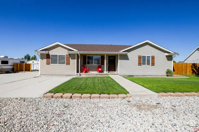 4731 Quickdraw Ln, Enoch, UT 84721 - Image #1