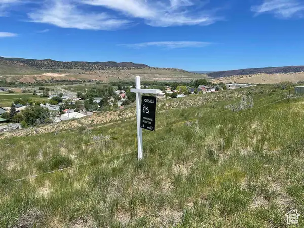 265 S Old Farm Ln #18, Coalville, UT 84017