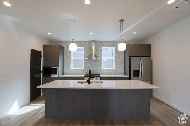 599 E Betsey Cv S #23, Salt Lake City, UT 84107 - Image #3