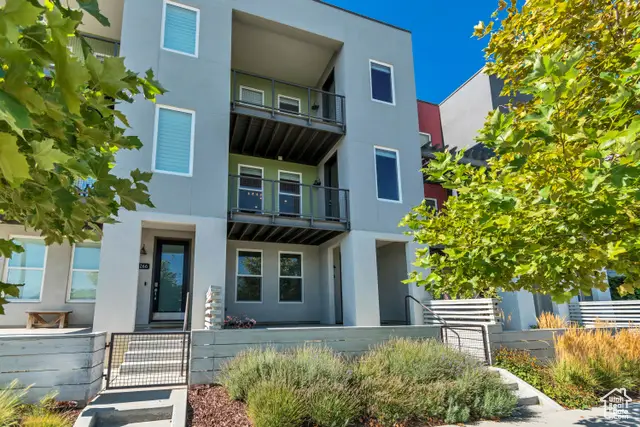 5262 W South Jordan Pkwy, South Jordan, UT 84009 - Image #1