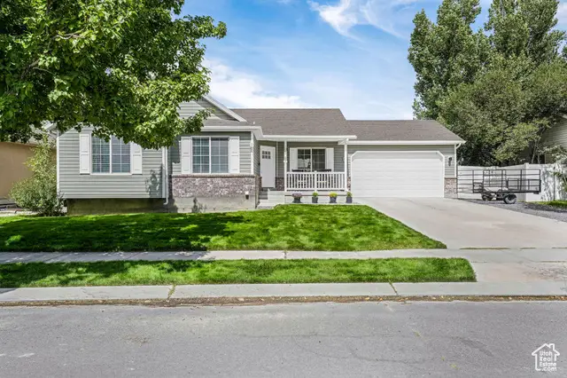 2047 E Shadow Dr, Eagle Mountain, UT 84005 - Image #1