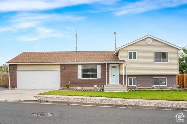 6215 S Westbrook Dr W, Taylorsville, UT 84129