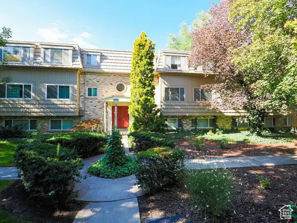 2220 E Muray Holladay Rd E #322, Holladay, UT 84117