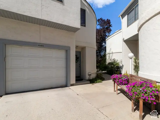 4686 S San Lucas Ct E, Millcreek, UT 84117 - Image #2