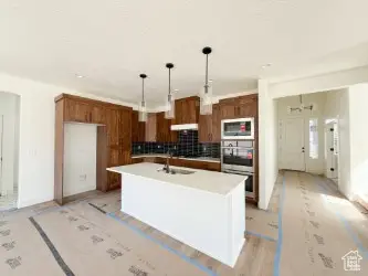 7296 S Sophia Ct #218, West Jordan, UT 84081 - Image #2