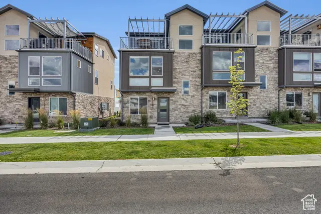 1386 Village Green Trl, Park City, UT 84098 - Image #2