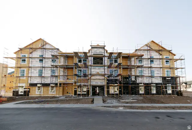 709 W 4500 S #N301, Mapleton, UT 84664 - Image #1