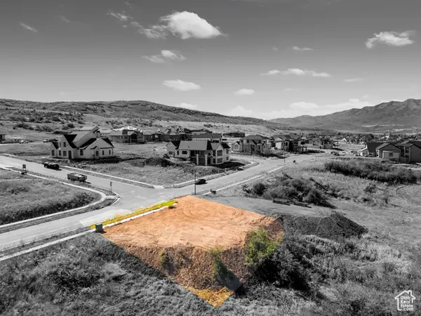 6437 S Shoreline Dr #733, Mountain Green, UT 84050