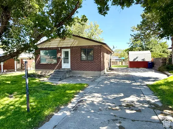 3389 S Helen Dr, Magna, UT 84044