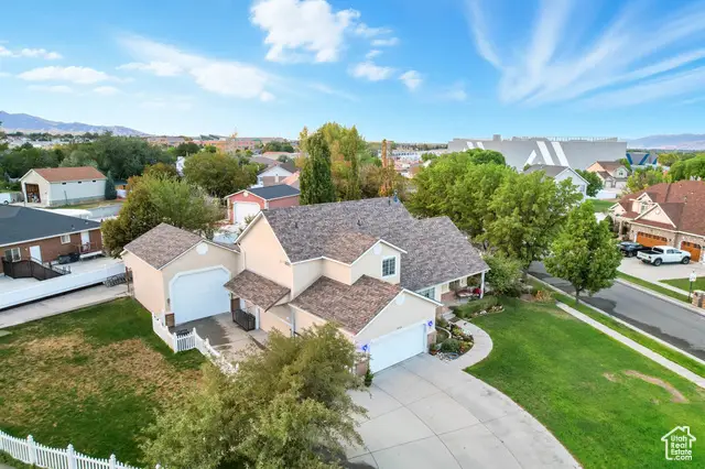 3256 W Star Fire Rd, South Jordan, UT 84095 - Image #2