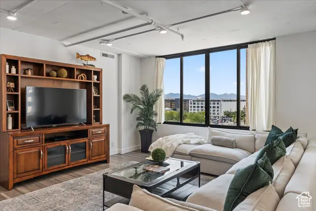 44 W 300 S #305S, Salt Lake City, UT 84101 - Image #2