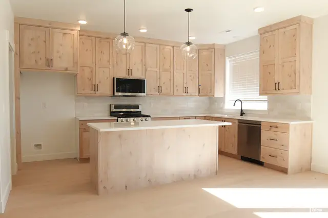 282 W 510 N, Smithfield, UT 84335 - Image #2