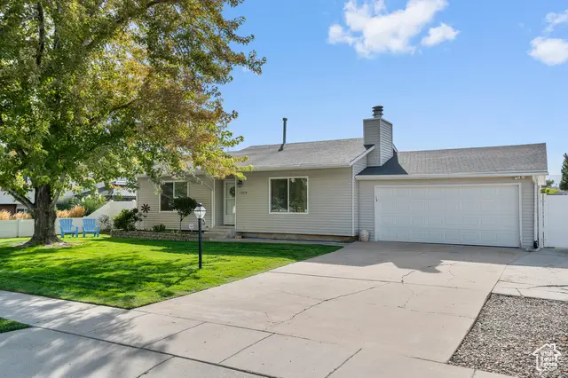 12658 S Old Fort Cir W, Riverton, UT 84065 - Image #2