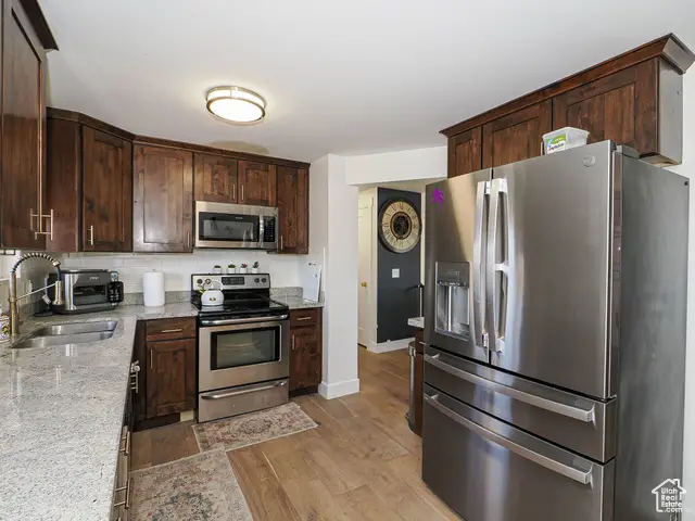 1058 E Turquoise Way S, Sandy, UT 84094 - Image #1