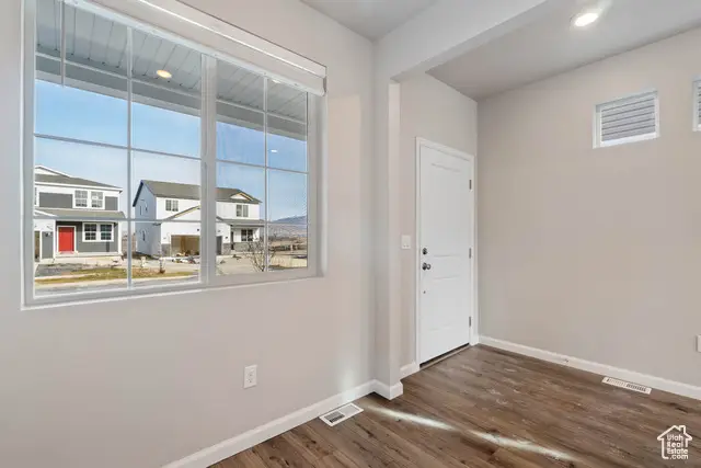 49 E Broadway Dr #1037, Saratoga Springs, UT 84045 - Image #2