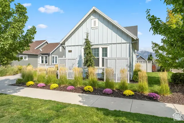 10703 S Beach Comber Way W, South Jordan, UT 84009 - Image #3