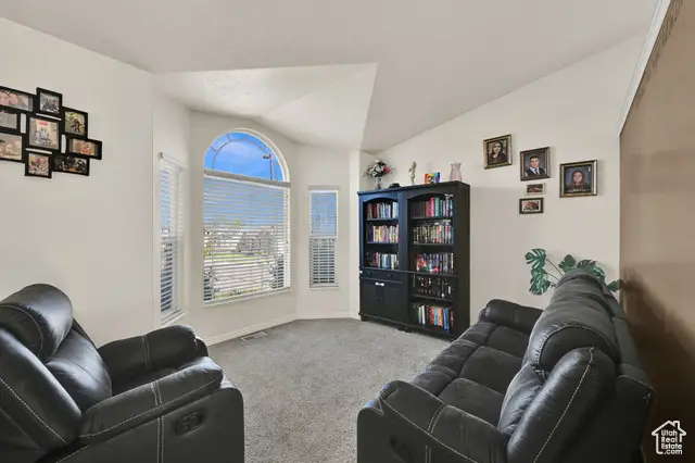 4118 Westlake Dr, Roy, UT 84067 - Image #3