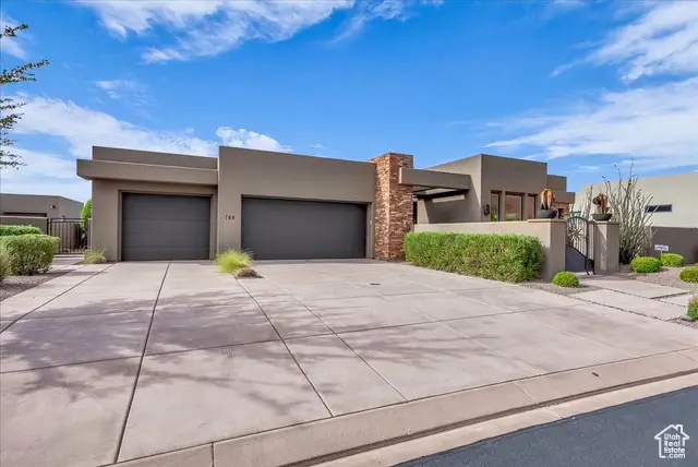 768 E Palisades Cir, Ivins, UT 84738 - Image #2