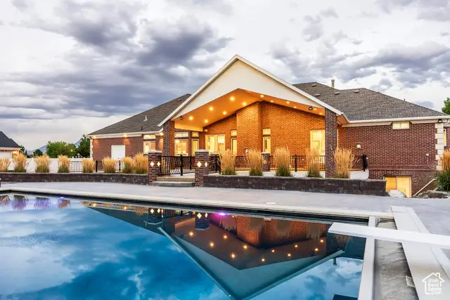 13074 S Galloway Cv, Riverton, UT 84065 - Image #2