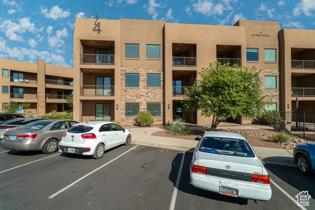 5228 Villas Dr N #4-102, Hurricane, UT 84737 - Image #2