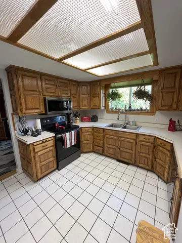 1195 Wildflower Ln, Cedar City, UT 84720 - Image #3