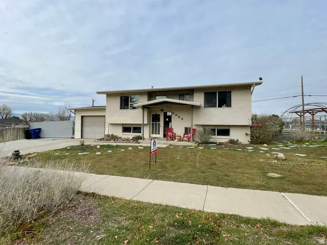 9968 S Flint Dr, Sandy, UT 84094 - Image #2
