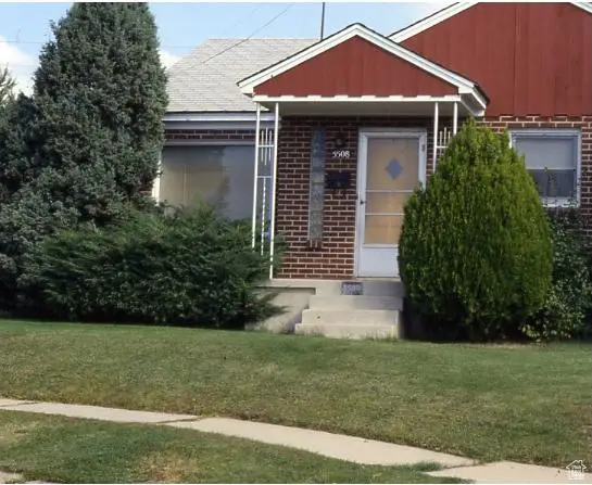 5508 S 2375 St W, Roy, UT 84067 - Image #2