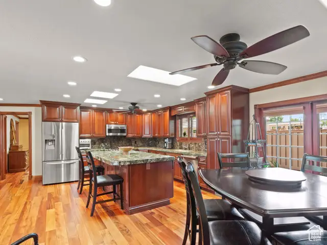 2968 E Pine View Dr S, Cottonwood Heights, UT 84121 - Image #1