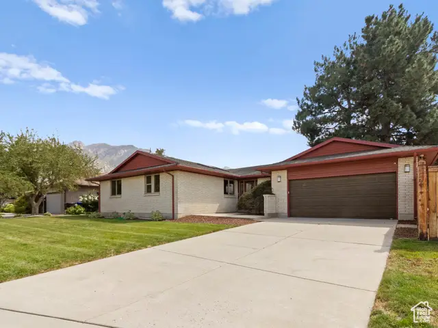 2968 E Pine View Dr S, Cottonwood Heights, UT 84121 - Image #2